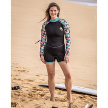Load image into Gallery viewer, SALTROCK WOMENS HOLIDAZE 2M REVERSIBLE SPRINGSUIT BLUE BLACK FLORAL