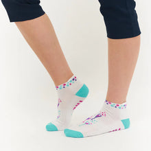 Load image into Gallery viewer, SURPRIZESHOP PAIR OF GET ME TO THE 19th LADIES GOLF ANKLE SOCKS 4-7