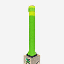 Load image into Gallery viewer, KOOKABURRA KAHUNA 6.4 ULTIMATE CRICKET BAT SHORT HANDLE