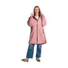 Load image into Gallery viewer, TWO BARE FEET ADULT CORE WATERPROOF CHANGING ROBE DUSK/CREAM S-M