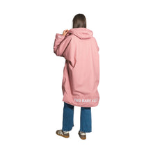 Load image into Gallery viewer, TWO BARE FEET ADULT CORE WATERPROOF CHANGING ROBE DUSK/CREAM S-M