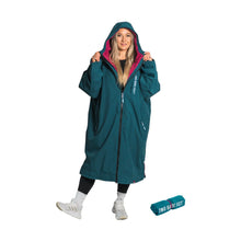Load image into Gallery viewer, TWO BARE FEET ADULT WEATHERPROOF CHANGING ROBE SEA-GREEN/RASPBERRY