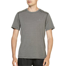 Load image into Gallery viewer, RONHILL MENS TECH GOLDEN HOUR TEE BLACK MATRIX