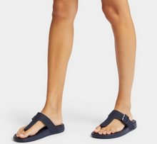 Load image into Gallery viewer, FITFLOP WOMENS IQUSHION ADJUSTABLE BUCKLE FLIP FLOPS - MIDNIGHT NAVY