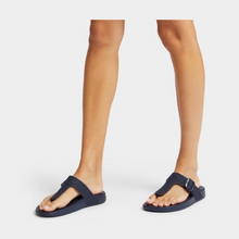 Load image into Gallery viewer, FITFLOP WOMENS IQUSHION ADJUSTABLE BUCKLE FLIP FLOPS - MIDNIGHT NAVY