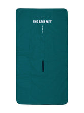 Load image into Gallery viewer, TWO BARE FEET SHERPA LINED WATERPROOF BLANKET GREEN XLARGE