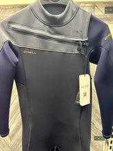 Load image into Gallery viewer, ONEILL MEN HAMMER 3/2 CHEST ZIP FULL WETSUIT BLACK/NAVY/GRAPHITE
