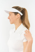 Load image into Gallery viewer, SURPRIZESHOP CLIP GOLF VISOR WITH MAGNET/BALL MARKER WHITE
