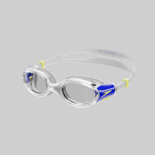 Load image into Gallery viewer, SPEEDO JUNIOR BIOSUSE 2.0 SWIMMING GOGGLE CLEAR/BLUE
