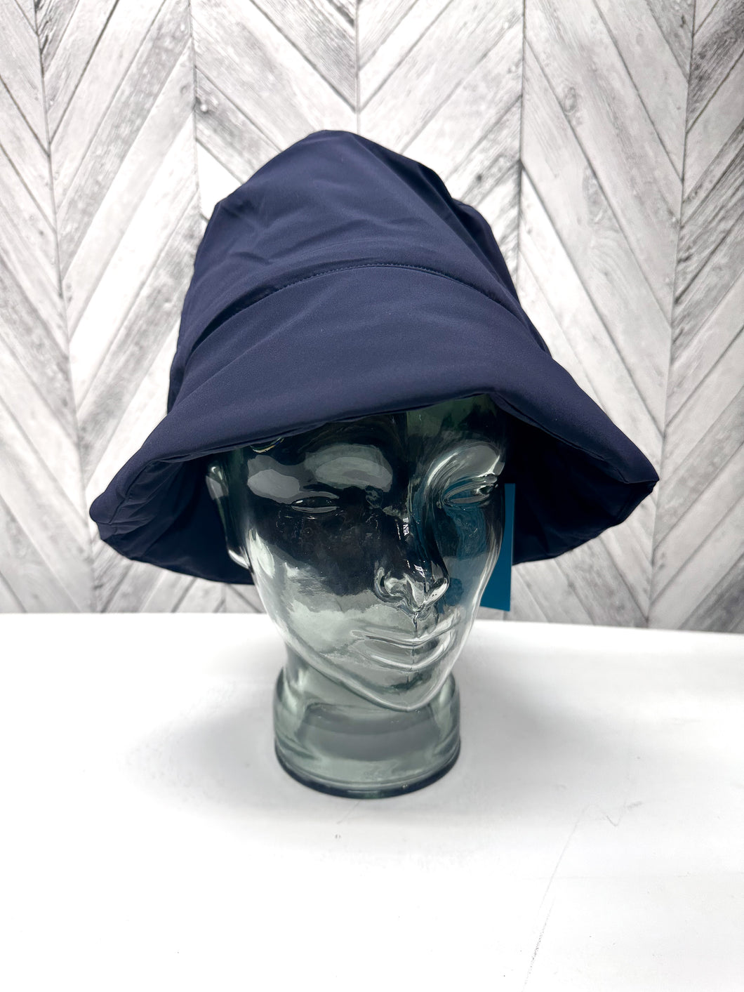 GREEN LAMB KRIZIA WATERPROOF BUCKET HAT NAVY - ONE SIZE