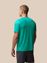Load image into Gallery viewer, CASTORE MENS ADAPT AOP TRAINING  T-SHIRT AQUA/ WHITE

