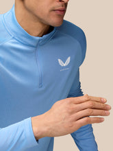Load image into Gallery viewer, CASTORE MENS ADAPT 1/4 ZIP LONG SLEEVE TOP SKY BLUE/WHITE
