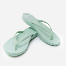 Load image into Gallery viewer, FITFLOP IQUISHION ERGO FLIP FLOP MINT
