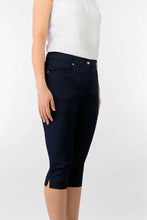 Load image into Gallery viewer, PURE GOLF TRUST 2 GOLF CAPRIS NAVY
