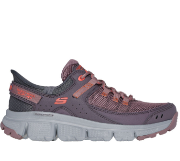 SKECHERS WOMENS SUMMITS AT SLIPIN TRAINER BURGUNDY