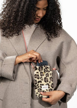 Load image into Gallery viewer, BARTS BUGBANE PHONE BAG BEIGE PRINT
