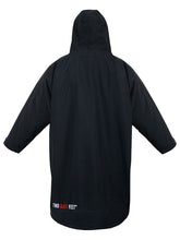 Load image into Gallery viewer, TWO BARE FEET JUNIOR CHANGING ROBE AND MAT -BLACK/RED
