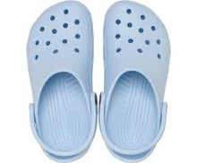 Load image into Gallery viewer, CROCS WOMENS CLASSIC CLOG BLUE FROST

