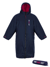 Load image into Gallery viewer, TWO BARE FEET JUNIOR CHANGING ROBE AND MAT - NAVY/RASPBERRY
