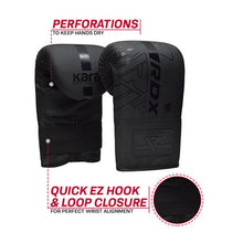 Load image into Gallery viewer, RDX F6 BOXING BAG MITTS BLACK
