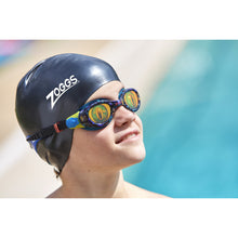 Load image into Gallery viewer, ZOGGS SEA DEMON JUNIOR SWIMMING GOGGLES DEMON EYE TINT GREENN/BLUE
