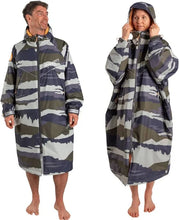 Load image into Gallery viewer, SALTROCK FOUR SEASONS CAMO CHANGING ROBE
