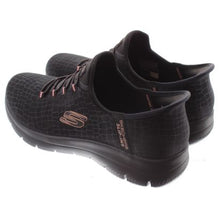 Load image into Gallery viewer, SKECHERS WOMENS SUMMTS CLASSY NIGHT BLACK/GOLD
