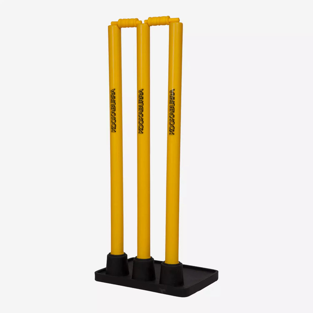 KOOKABURRA PLASTIC PRACTICE CRICKET STUMPS SET