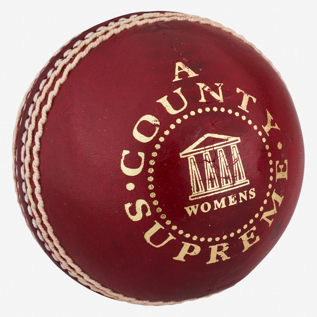 READERS COUNTY SUPREME 'A' WOMENS CRICKET BALL