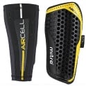 Load image into Gallery viewer, MITRE AIRCELL PRO FOOTBALL SHIN GUARD BLACK/YELLOW
